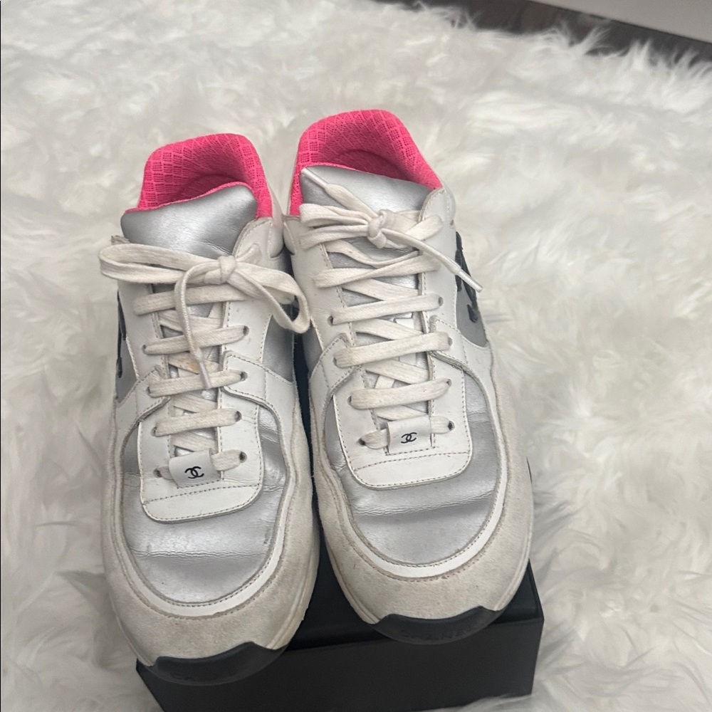 CHANEL White and Silver Sneakers with Pink Accents - Picture 2 of 6